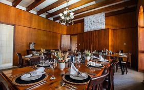 Scott Manor 4*
