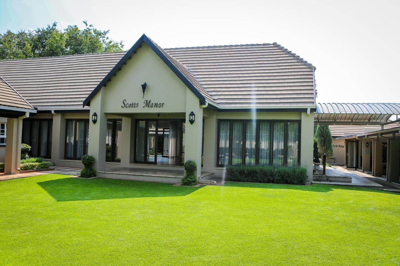 Scott'S Manor Guesthouse Function And Conference Venue Lichtenburg Exterior photo
